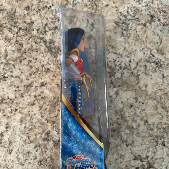 DC Super Hero Girls Wonder Woman 12 inch Doll - Picture 4 of 6